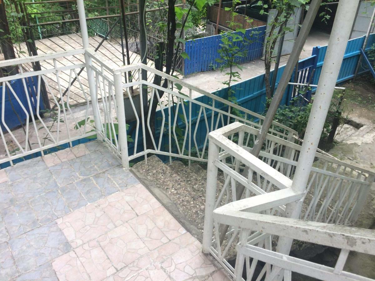 Guesthouse Malkhazi Боржомі Екстер'єр фото