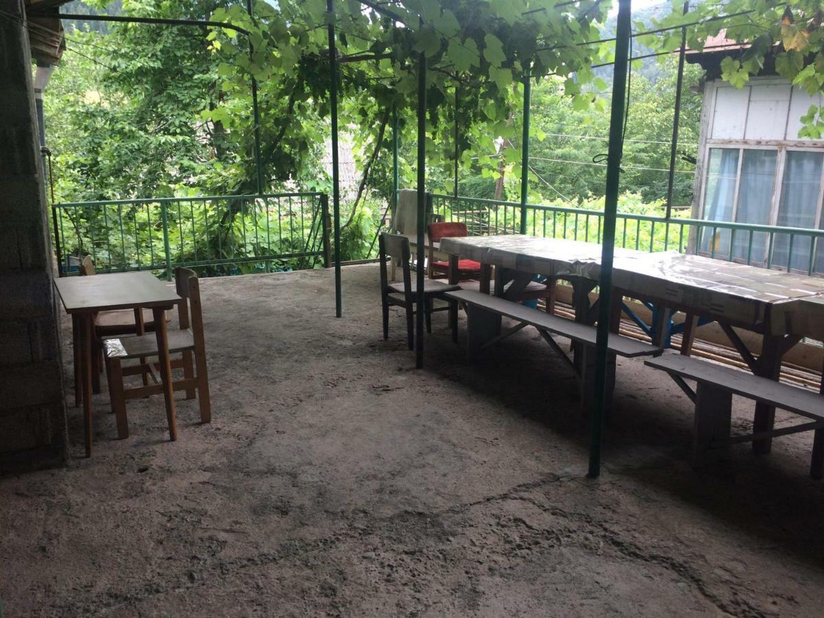 Guesthouse Malkhazi Боржомі Екстер'єр фото